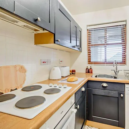 2 Bed In 91901 *