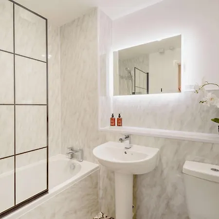 公寓 2 Bed In Oc-91901