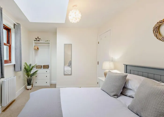 2 Bed In Oc-91901 凯西克